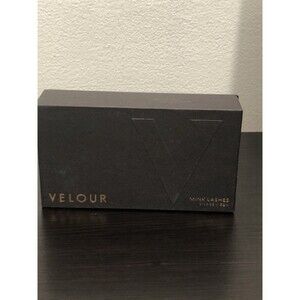 Velour Mink Lashes 1 pair new in box Cruelty Free Vegan You Complete Me